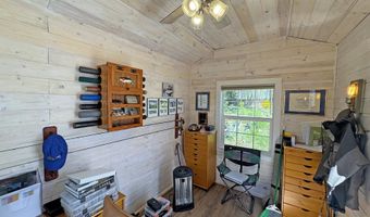 54432 McKenzie Hwy 35, Blue River, OR 97413