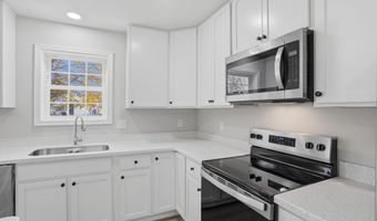 101 FAIRFAX Ln, Dover, DE 19901