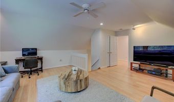137 Signal Ridge Way, East Greenwich, RI 02818