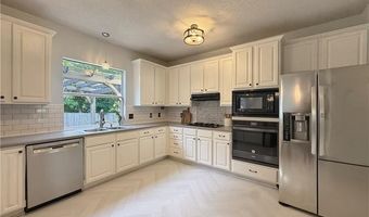 141 E EMERALD Crk, Abita Springs, LA 70420