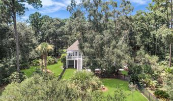 23 Little Creek Rd, Beaufort, SC 29907