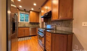 2218 Norcross Pl, Charlotte, NC 28205