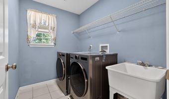 23 Buckley Ln, Bayville, NJ 08721