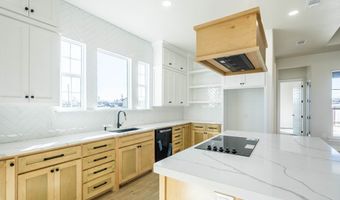 10 NE Armlei Dr, Andrews, TX 79714