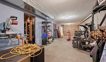 341 Courtland Dr, Appomattox, VA 24522
