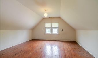 1017 S 5th St, Atchison, KS 66002