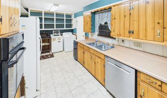 513 Montgomery St, Aberdeen, MS 39730