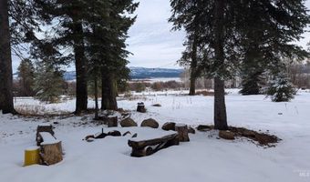 1608 Bear Trail Loop, Cascade, ID 83611