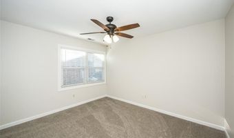 1121 Claytonbrook Ct, Ballwin, MO 63011