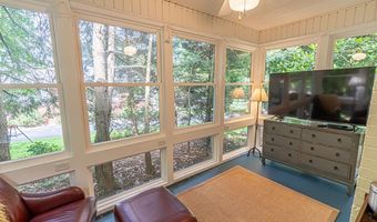 461 Circle Dr, Abingdon, VA 24210