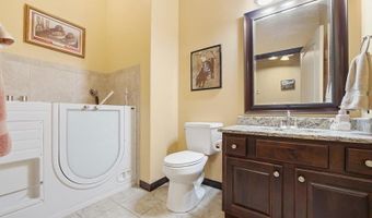 601 Stone Lake Cir, Augusta, KS 67010