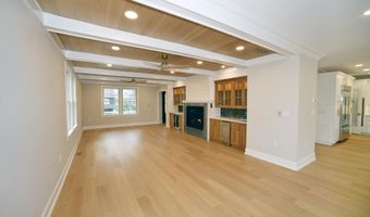 674 Lake Ave, Bay Head, NJ 08742