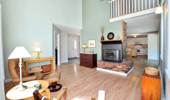 24 Sharon Rd, Bloomfield, CT 06002