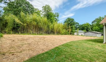 106 North St, Belton, SC 29627
