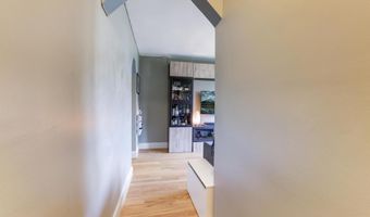 1363 K St SE 201, Washington, DC 20003