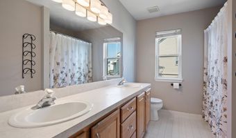 1690 Meadowside Dr, Ann Arbor, MI 48104