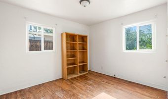 625 E Monroe St SE, Albuquerque, NM 87108