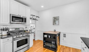 26 Peverell St 2, Boston, MA 02125