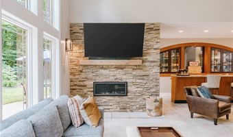 2816 Remington Pt, Aurora, OH 44202