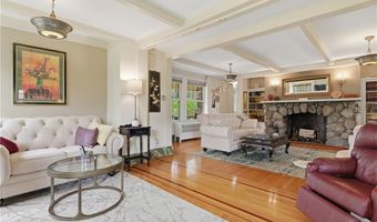 10 Hamilton Hl, Glocester, RI 02829