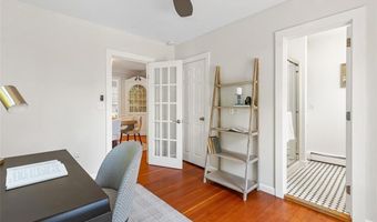 85 Highland Ave, Barrington, RI 02806