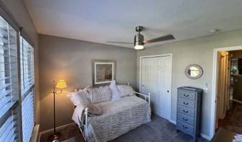 7327 Oak Knoll Dr, Indianapolis, IN 46217