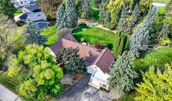 9 MEADOWBROOK Ln, Appleton, WI 54914