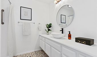 3520 Maricopa St 5, Torrance, CA 90503