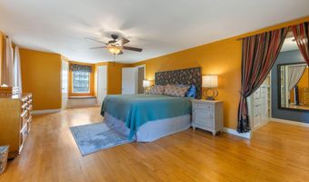 36 Woodlawn Ave, Auburn, ME 04210