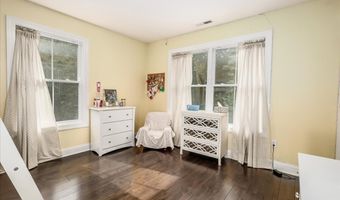 127 Putnam Park Rd, Bethel, CT 06801