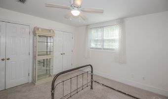 151 Mockingbird Ln, Atmore, AL 36502