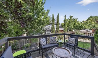 16755 NW AVONDALE Dr, Beaverton, OR 97006