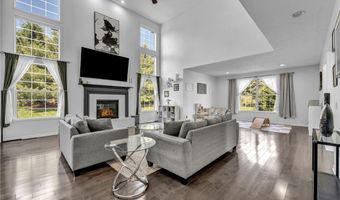 10342 Townley Ct, Aurora, OH 44202