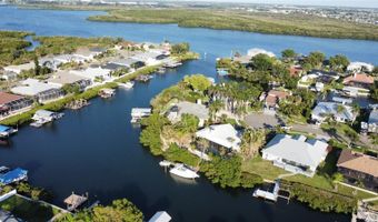6612 BLACKFIN Way, Apollo Beach, FL 33572