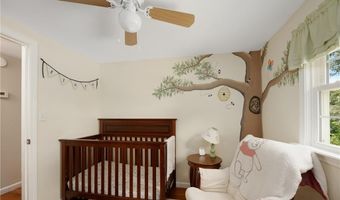 22 Clyde St, Blackstone, MA 01504
