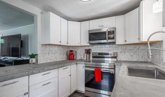14 2nd St, Rochester, NH 03867