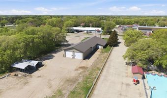 1301 N Nokomis NE, Alexandria, MN 56308