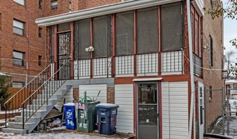 921 48TH St NE, Washington, DC 20019