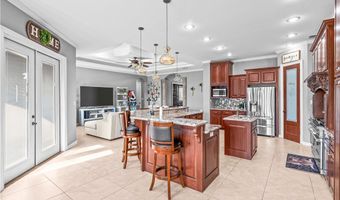 221 Deer Meadows Dr, Alice, TX 78332