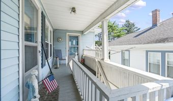 31 Monroe St, Augusta, ME 04330