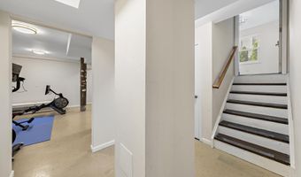 706 S BAY Ave, Beach Haven, NJ 08008