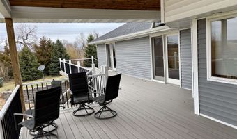 54661 Chardan Dr, Battle Creek, NE 68715