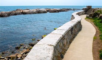 228 Carroll Ave, Newport, RI 02840