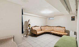 3414 Great Neck Rd, Amityville, NY 11701