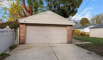 15570 Angelique Ave, Allen Park, MI 48101