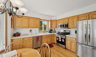 14127 141st St W, Apple Valley, MN 55124