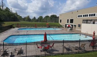 2609 Meade Ct, Ann Arbor, MI 48105
