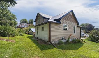 402 E Broadway, Rock Springs, WI 53961