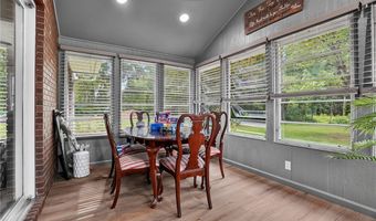 6784 Grandview Dr, Andover, OH 44003