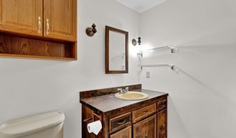 70 Smith Ln, Burlington, CT 06013